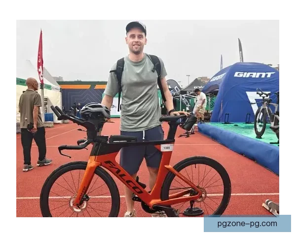 挑战极限,战胜自我,迎接铁人三项挑战赛 挑战极限,战胜自我,迎接铁人三项挑战赛